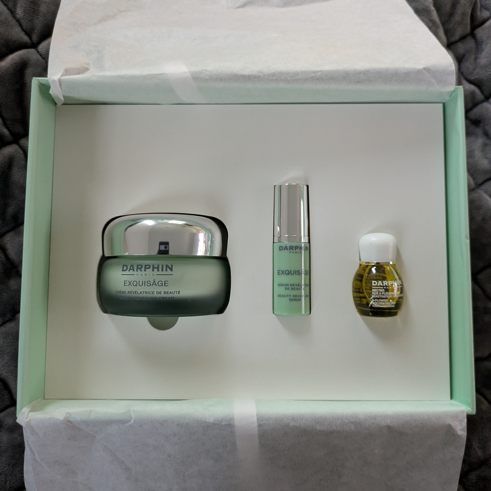 Exquisage Skincare Set - Green and Gold